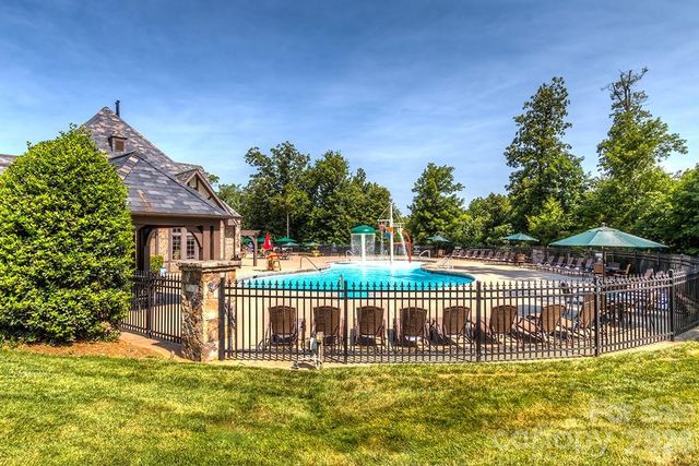 405 Eagle Bend Drive, Waxhaw, NC 28173