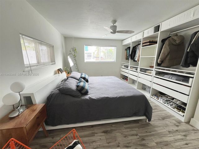 1059 Washington St, Hollywood, FL 33019