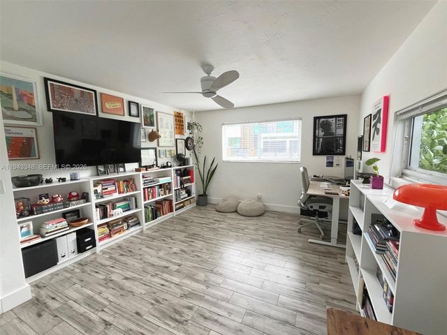 1059 Washington St, Hollywood, FL 33019