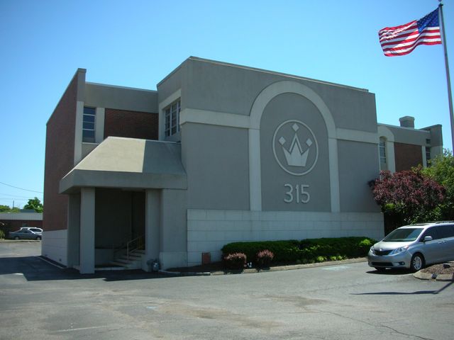 315 W Main St, Hendersonville, TN 37075