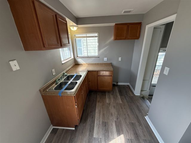 8134 Hudson Avenue, Warren, MI 48089