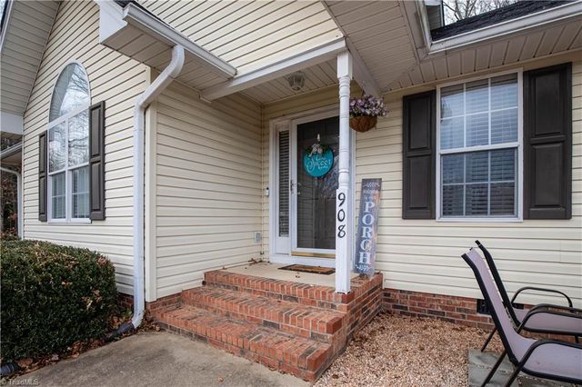 908 Bunting Road, Asheboro, NC 27205