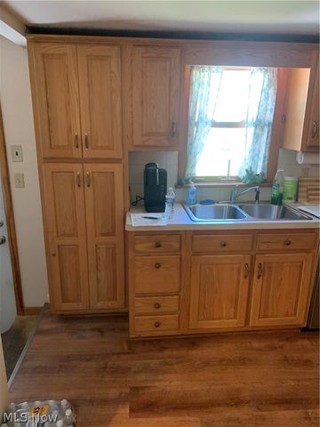 30382 State Route 172, East Rochester, OH 44625