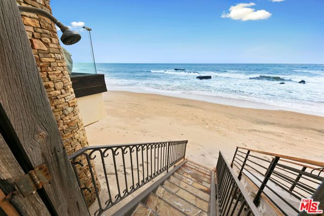 24920 Malibu Road, Malibu, CA 90265