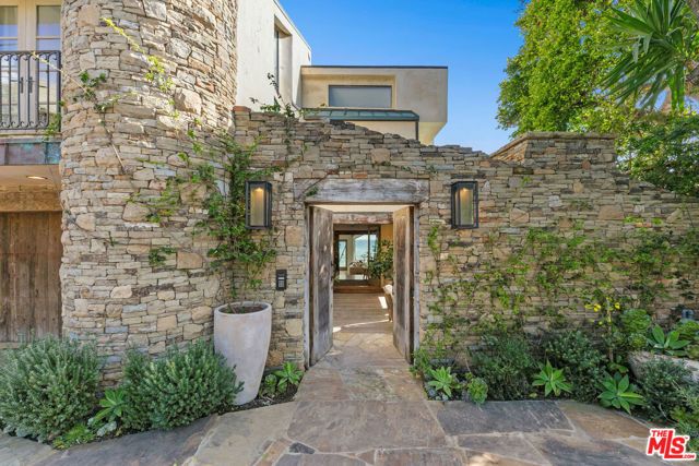 24920 Malibu Road, Malibu, CA 90265