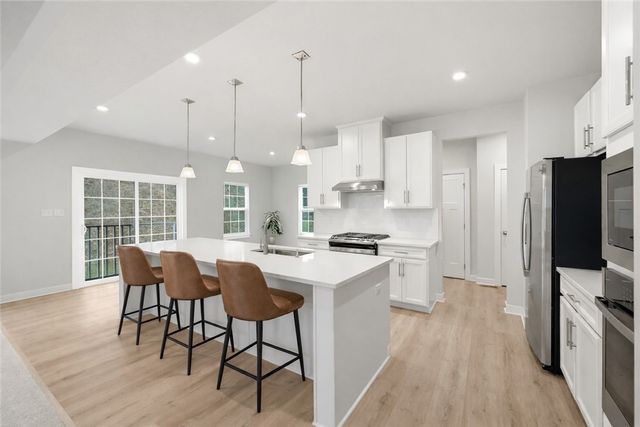 530 Blake Dr, Jackson Twp, PA 16063