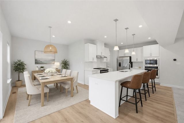 530 Blake Dr, Jackson Twp, PA 16063