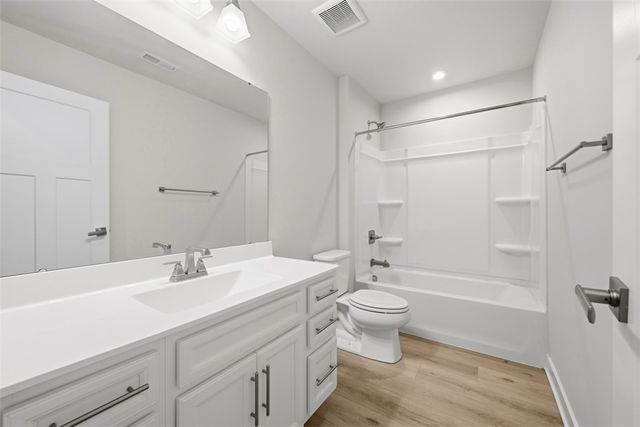 530 Blake Dr, Jackson Twp, PA 16063