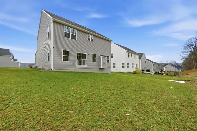 530 Blake Dr, Jackson Twp, PA 16063