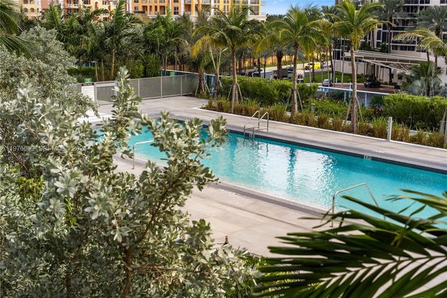17550 Collins Avenue 502, Sunny Isles Beach, FL 33160