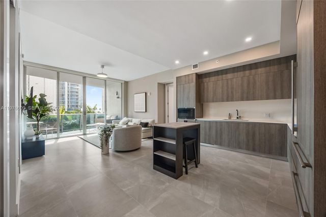 17550 Collins Avenue 502, Sunny Isles Beach, FL 33160