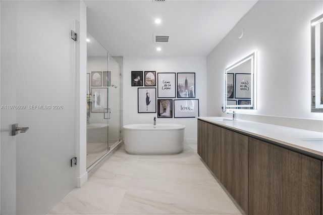 17550 Collins Avenue 502, Sunny Isles Beach, FL 33160