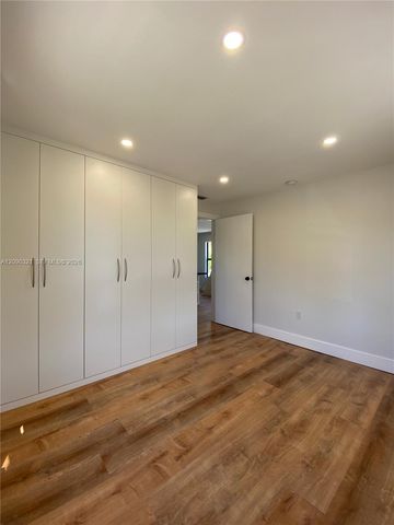 4224 SW 60th Place, South Miami, FL 33155
