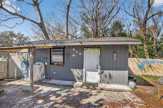 8071 RHEA CIRCLE, Orlando, FL 32807