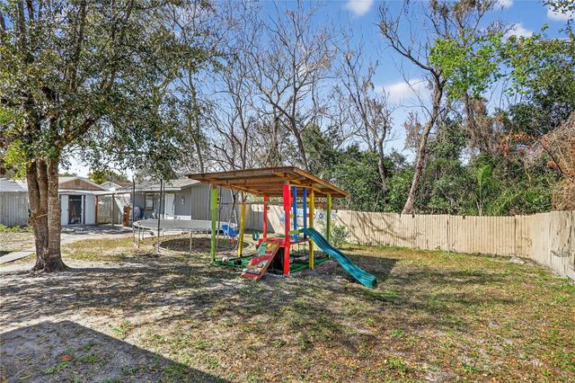 8071 RHEA CIRCLE, Orlando, FL 32807