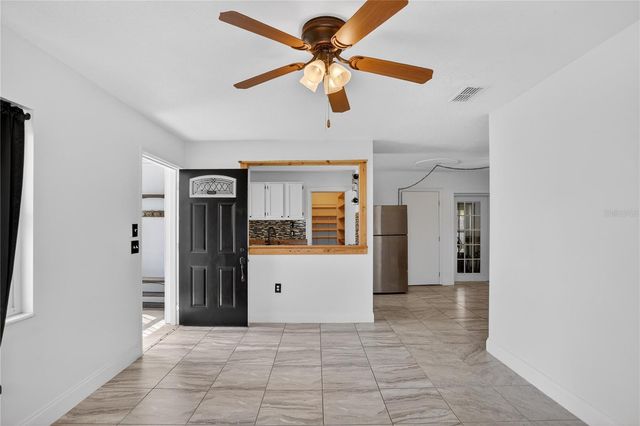 8071 RHEA CIRCLE, Orlando, FL 32807