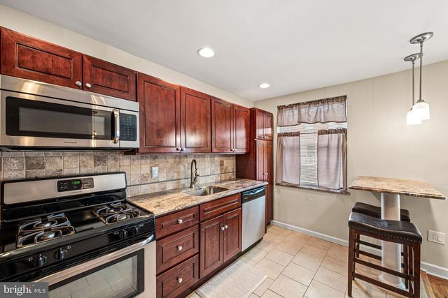 3205 S JUNIPER ST, Philadelphia, PA 19148