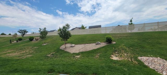 274 N EAGLEWOOD DR, Saratoga Springs, UT 84045