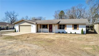 200 Ash Street, Muldrow, OK 74948