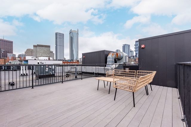 20 Parmenter St 400, Boston, MA 02113