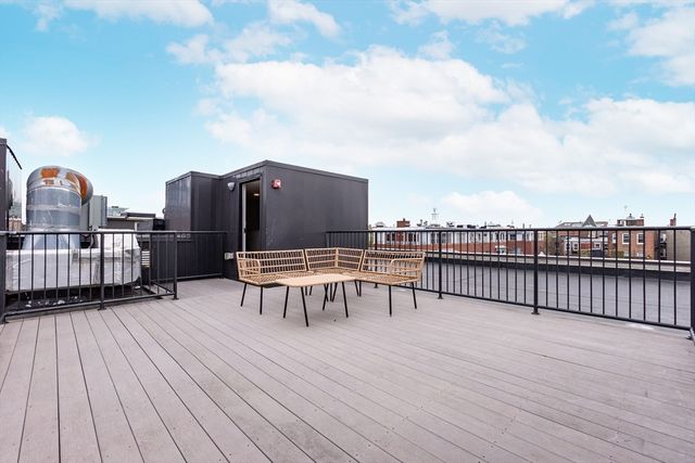 20 Parmenter St 400, Boston, MA 02113