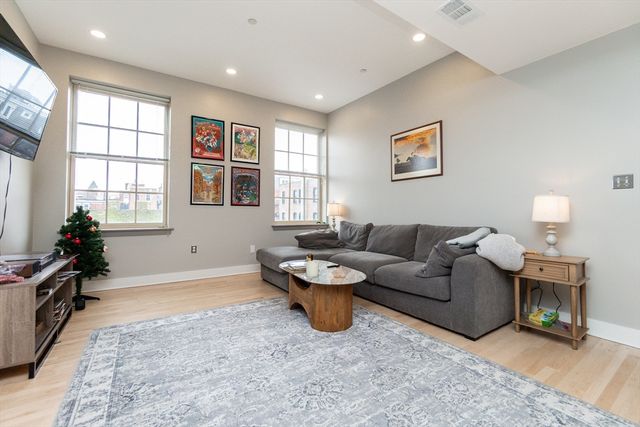 20 Parmenter St 400, Boston, MA 02113