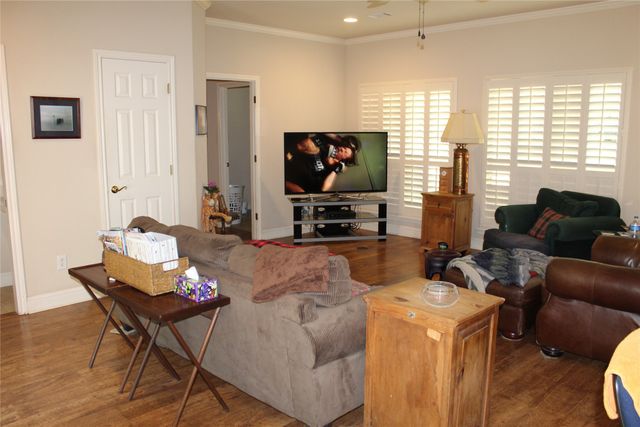 110 Bay Tree Trail, Mabank, TX 75156