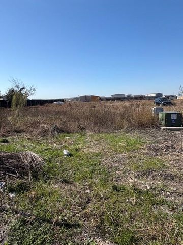 420 Arrowhead CV, Kyle, TX 78640