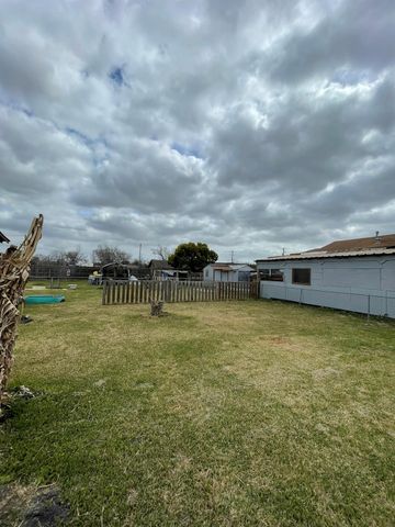 2202 Jones Road, Baytown, TX 77521