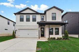 220 Conger Dr, Lebanon, TN 37087