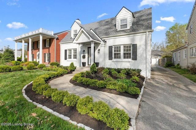 4029 Saint Ives Ct, Louisville, KY 40207