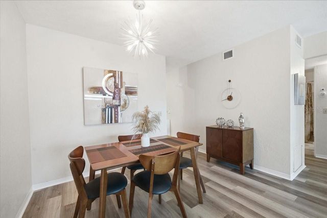 5861 42ND TERRACE N 1608, Kenneth City, FL 33709