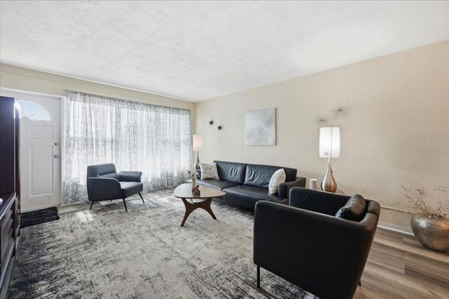 5861 42ND TERRACE N 1608, Kenneth City, FL 33709