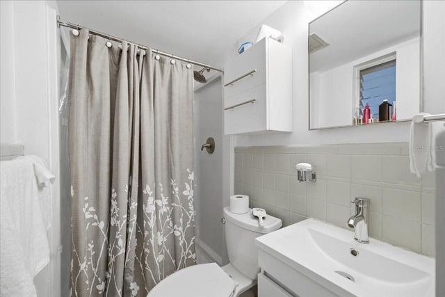 5861 42ND TERRACE N 1608, Kenneth City, FL 33709