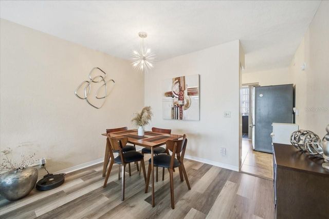 5861 42ND TERRACE N 1608, Kenneth City, FL 33709