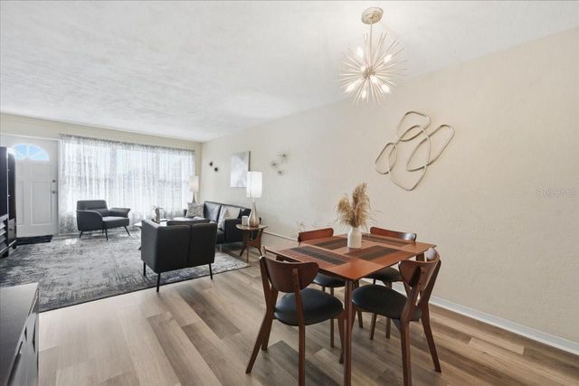 5861 42ND TERRACE N 1608, Kenneth City, FL 33709