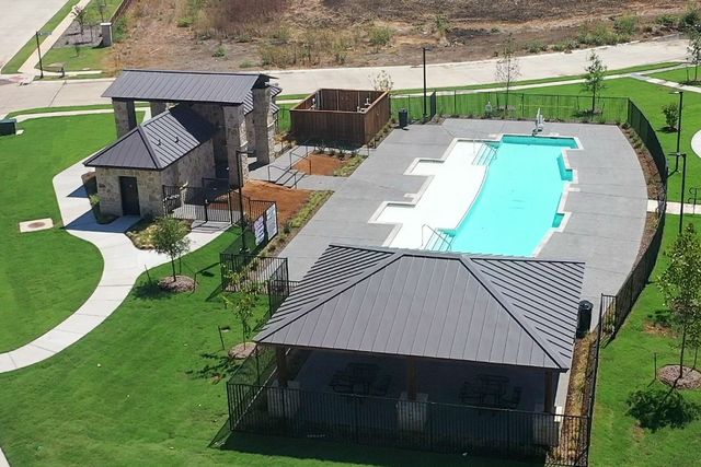 106 Rockwood Lane, Justin, TX 76247