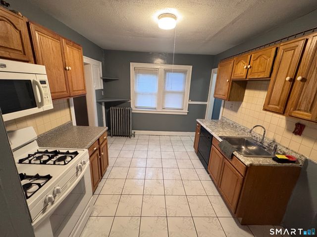 20-22 Tower Avenue, Hartford, CT 06120