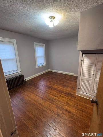20-22 Tower Avenue, Hartford, CT 06120