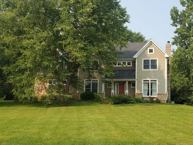 7N072 Willowbrook Drive, St. Charles, IL 60175