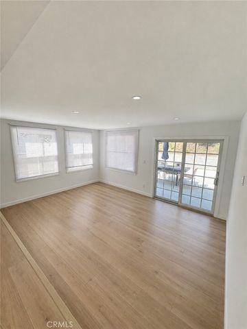 2618 N 6th Street, Burbank, CA 91504