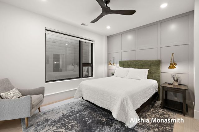 300 Washington Avenue 1, Grand Haven, MI 49417