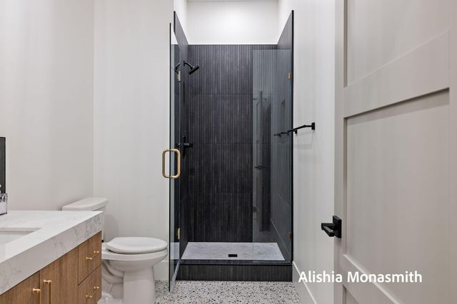 300 Washington Avenue 1, Grand Haven, MI 49417