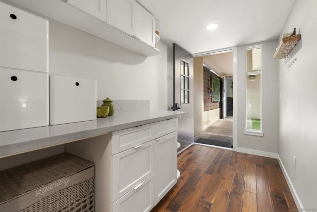 215 2nd St 101, Encinitas, CA 92024