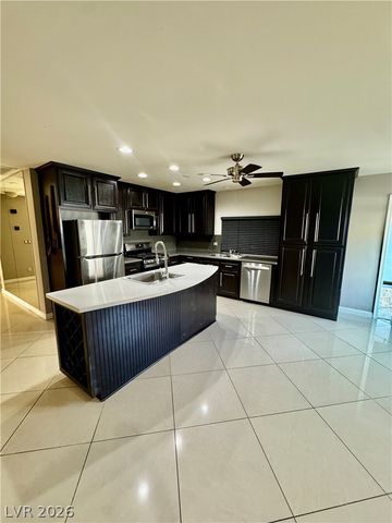 6966 Pleasant View Avenue, Las Vegas, NV 89147