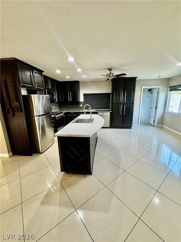 6966 Pleasant View Avenue, Las Vegas, NV 89147