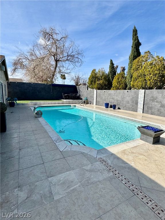 6966 Pleasant View Avenue, Las Vegas, NV 89147