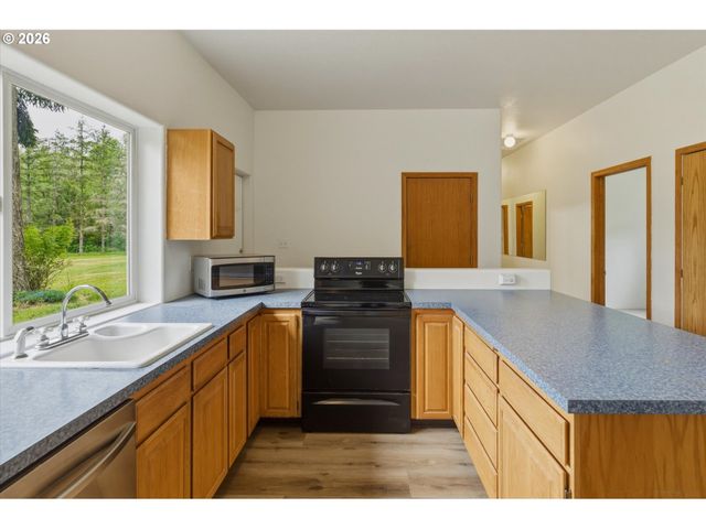 145 TALKEETNA HTS Pl, Longview, WA 98632