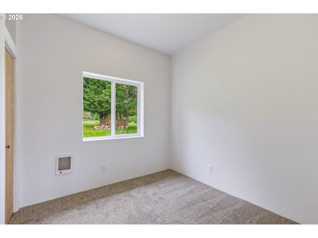 145 TALKEETNA HTS Pl, Longview, WA 98632