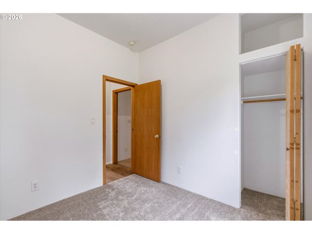 145 TALKEETNA HTS Pl, Longview, WA 98632
